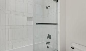 1185 NW Singleton Pl, Bend, OR 97703