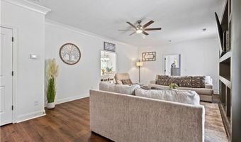 625 HOWARD St, Auburn, AL 36832