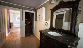 406-408 Gage St, Bennington, VT 05201