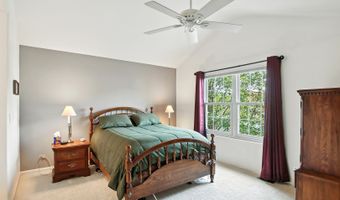 2965 Talaga Dr, Algonquin, IL 60102