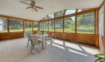70 Dogwood Ln, Bristol, CT 06010