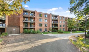 1615 E CENTRAL Rd 218C, Arlington Heights, IL 60005