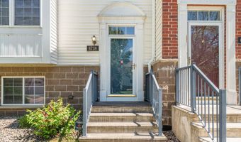 6738 158th St W, Apple Valley, MN 55124