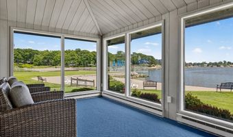 23 Harbour Vlg A, Branford, CT 06405