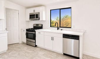 1066 Green Valley Dr, Fernley, NV 89408