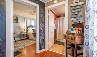 483 Store Hill Rd, Austinville, VA 24312