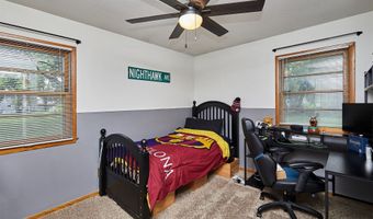 7160 NE 14th St, Ankeny, IA 50023