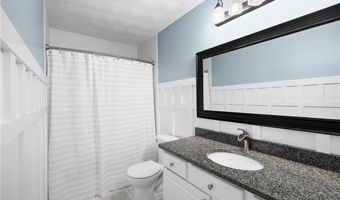 364 Orchard Woods Dr, North Kingstown, RI 02874