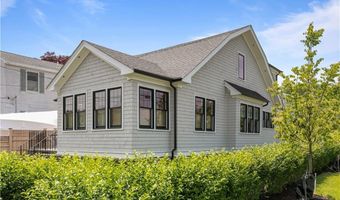 109 Carroll Ave, Newport, RI 02840