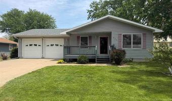 530 S 5th St, Akron, IA 51001