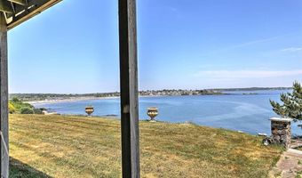 727 Boston Neck Rd, Narragansett, RI 02882