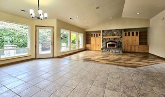 17174 OCEAN PARK Ct, Brookings, OR 97415