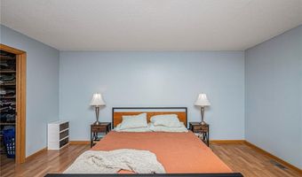 1105 Grove St, Baldwin City, KS 66006