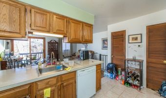 6 Steamboat Dr 11, Alloway, NJ 07462