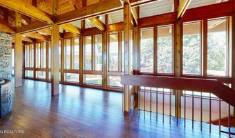 651 Cliff Top Rd, Blaine, TN 37709