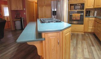 28 Mustang Ln, Cody, WY 82414