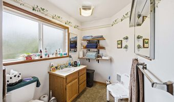 830 CHICAGO Ave, Bandon, OR 97411