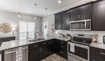 15695 Landview Ln, Athens, AL 35613
