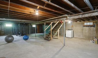 308 Crescent Blvd, Bennington, VT 05201