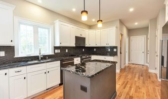 6 Eagle Perch Dr 14, Boscawen, NH 03303