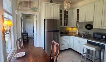 20 Berkeley Ave 3, Newport, RI 02840