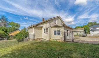 29 Sandusky St, Fredericktown, OH 43019