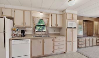 2135 Winchester Dr, Bosque Farms, NM 87068