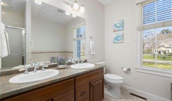 294 Sylvan Ct, North Kingstown, RI 02874