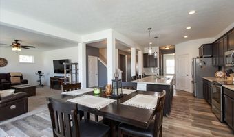 3022 Silvercliff Cir, Indianapolis, IN 46217