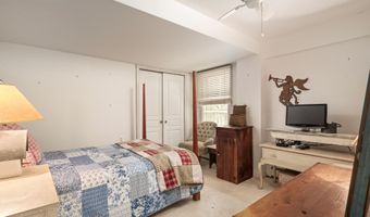 18 W 7TH St, Barnegat Light, NJ 08006