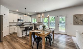 926 Darlington Creek Dr, Alexandria, KY 41001