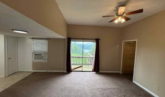 263 W Taxiway Dr, Albany, KY 42602