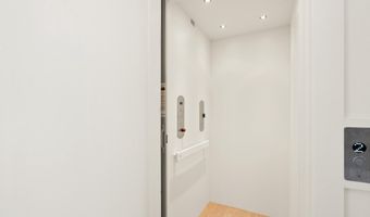 3108 6TH St N, Arlington, VA 22201