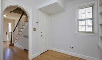 5135 MASSACHUSETTS Ave, Bethesda, MD 20816