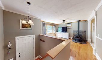 24 Hillside Cir, Brookfield, CT 06804