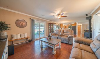 6679 Meadowlark Ln, Anderson, CA 96007
