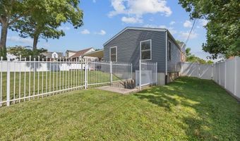 9850 Coventry Ln, Affton, MO 63123