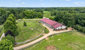 2405 Nicholson Ln, Albion, MI 49224