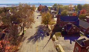 720 Henry St, Alton, IL 62002