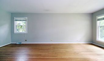 604 S Reuter Dr, Arlington Heights, IL 60005