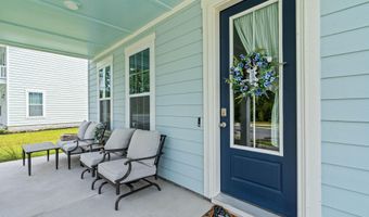 60 Backwater St, Port Royal, SC 29906
