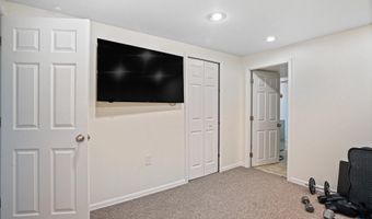 2712 ADVENT Ct S, Bowie, MD 20716