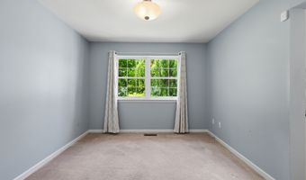 2- B Topstone Dr, Bethel, CT 06801