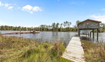 418 Spring Dr, Aurora, NC 27806