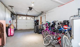 111 Belgium St, Cranston, RI 02920