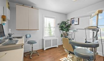 74 Valley Rd, Middletown, RI 02842