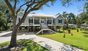 316 Leonhard Ave, Bay St. Louis, MS 39520