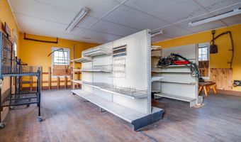 184 VT 5A, Burke, VT 05871