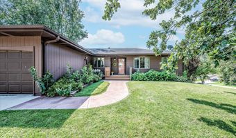 305 E 21st St, Atlantic, IA 50022