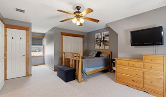 399 Trenton Ave N, Bayville, NJ 08721